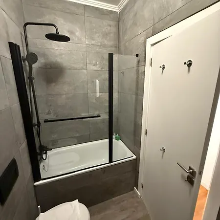 Appartamento Whome Discover From Sao Vicente Base Lisbona